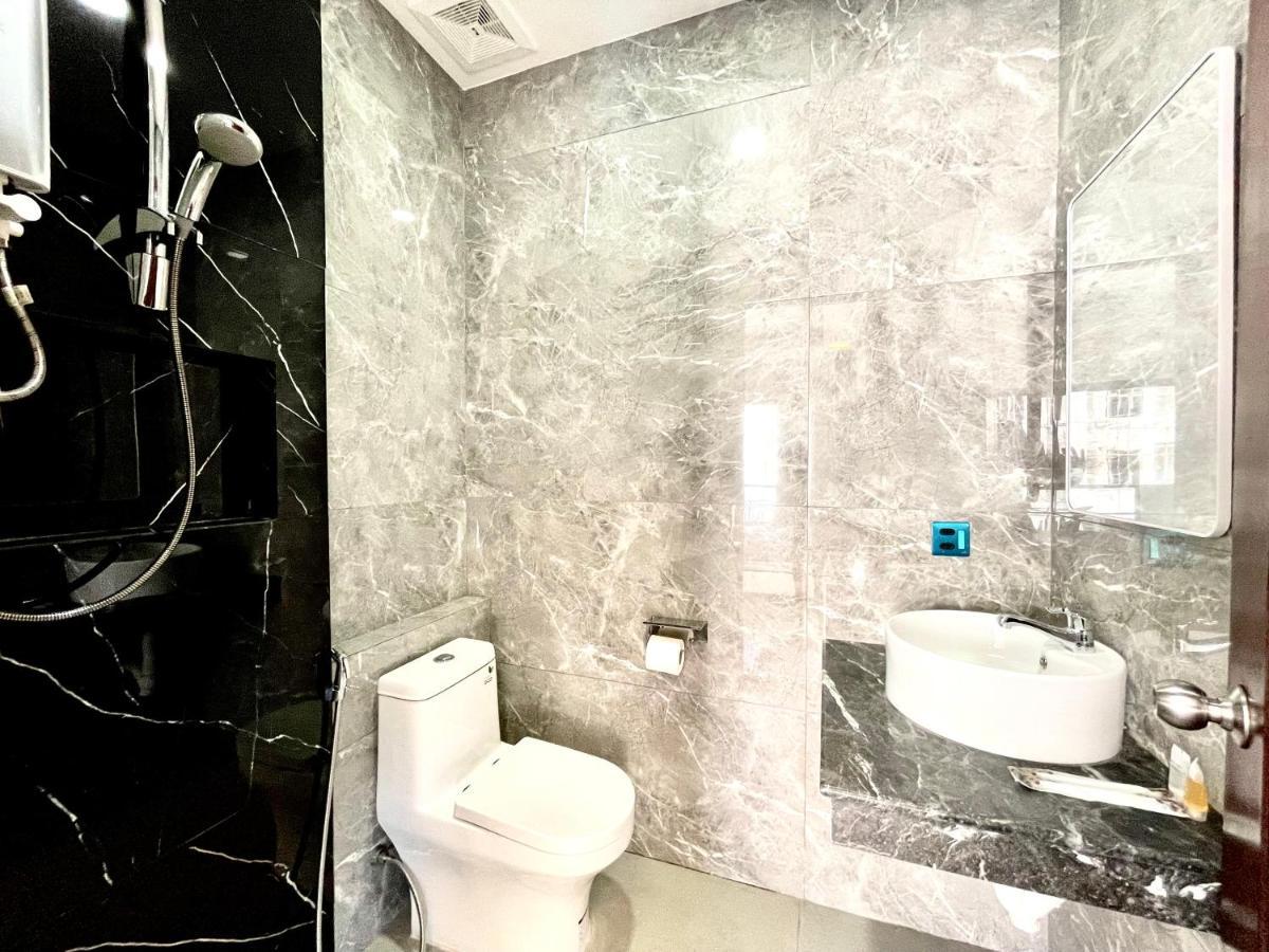Skyview Residence & Apartments Sihanoukville Bagian luar foto