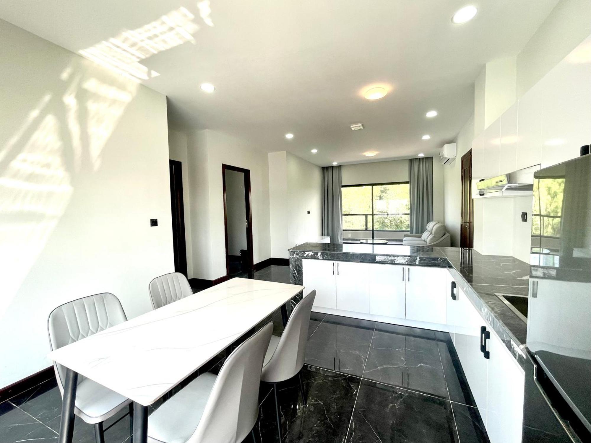 Skyview Residence & Apartments Sihanoukville Bagian luar foto